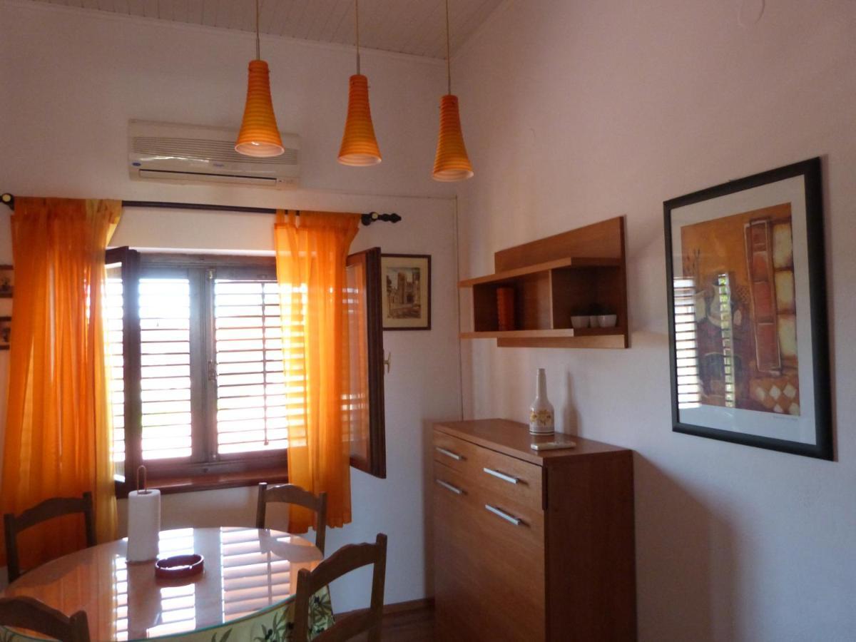 Sukošan Apartments Eva מראה חיצוני תמונה